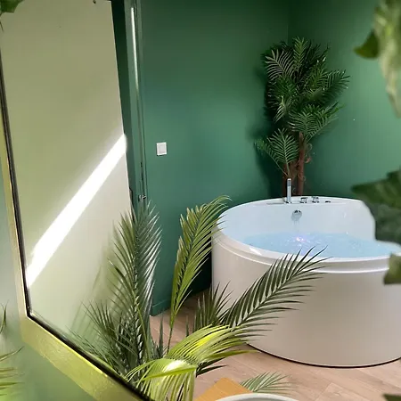 Evasion Exotique - Selva - Jaccuzzi Privatif * Amiens